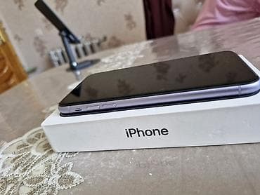 iphone iphone xr: IPhone 11, 128 GB — 4