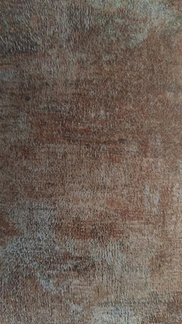 Koroglu metrosuna yaxin erazilerde kiraye ev axtariram 200m civarinda