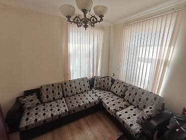 Divanlar: Künc divan, Açılmayan, Bazasız, Parça, Çatdırılma yoxdur — 1