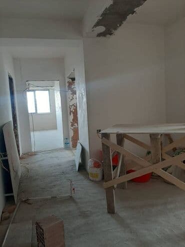 9 ci mikrorayon satilan evler: 3 otaqlı, Yeni tikili, m. Xalqlar Dostluğu, 131 kv. m — 5