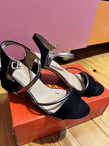 ust geyimleri: Ölçü: 37, rəng - Qara, İşlənmiş — 1