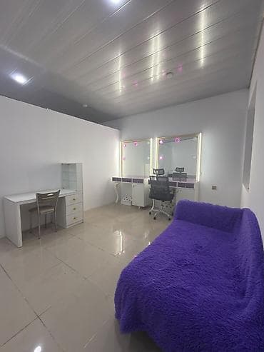 Комнаты: Sulutəpə hazırlıq mərkəzinin yanında salon icarəyə verilir. Hər bir — 1