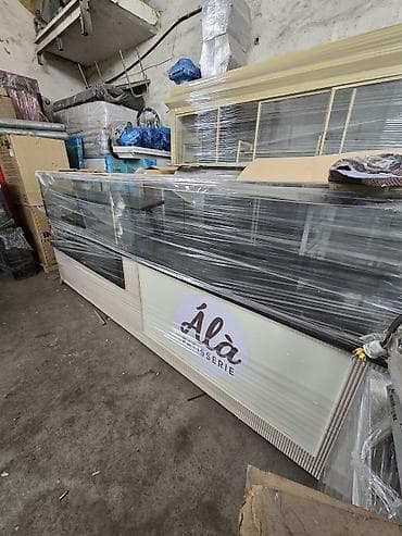 Məhsul: Şirniyyat vitrin-soyuducu (display counter) Təsvir: - Şüşə ön