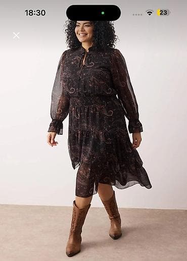Qadın şifon don - Rəng: qara fon üzərində paisley (şal) naxışları –
