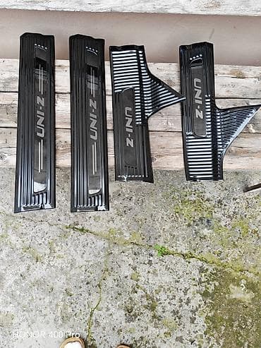 avto aksesuari: Məhsul: Avtomobil qapı astarı (door sill) dəstı – 4 ədəd Təsvir: - — 2