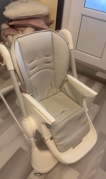 friso vom 800 qr qiymeti: Uşaq yemək stulu - Rəng: açıq bej/krem - Geniş və yumşaq oturacaq — 2