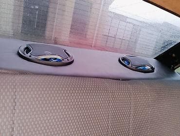 Motonəqliyyat: Lada Samara Sedan - Kuzov: 4 qapılı sedan, “bej/qəhvəyi” rəngli, qara — 4