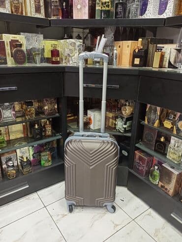 skuter usaq ucun qiymeti: Olcu S.Camadan satisi.Catdirilma ve temir.Magaza gece saat 01:00 kimi — 1