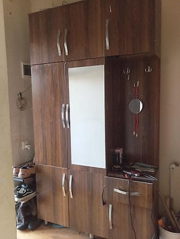 İşlənmiş, 3 qapılı, Güzgülü, Qəhvəyi, Açılan, Düz dolab — 1