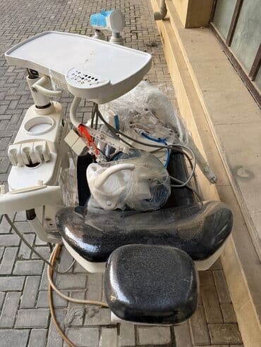 Tibbi avadanlıq: Stomatoloji stol satılır. Orta yararlı bütün əsas funksiyaları — 3