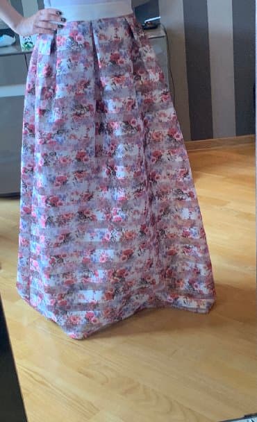 Chery: Uzun etek. Olchusu S/XS
Yenidir, geyilmiyib.Sadece etiketi yoxdur — 1