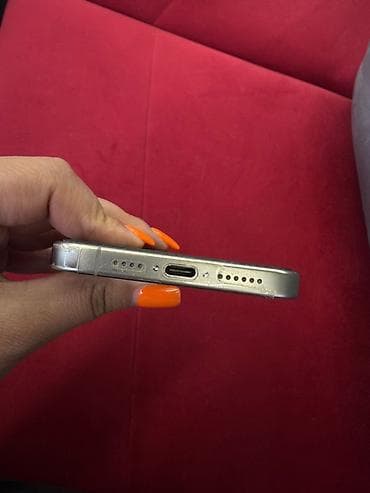 yeni iphone: IPhone 15 Pro Max, 256 GB, Gümüşü, Face ID — 4