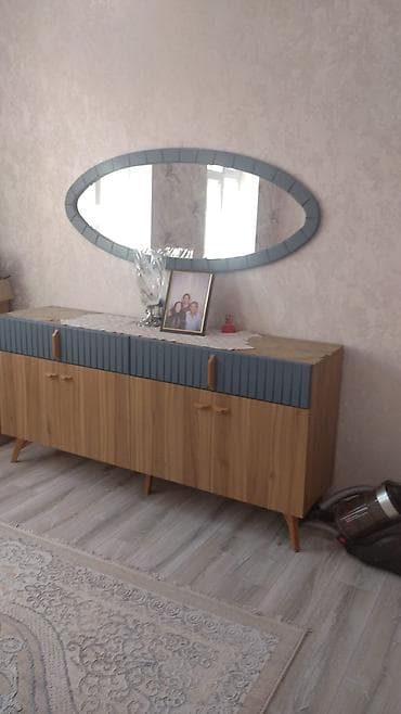 örtü: Mebel dəsti – konsol şkaf və iri oval güzgü - Konsol: təbii ağac — 1
