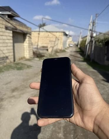 iphone 13 pro maxs: IPhone 11, 64 GB, Qara, Zəmanət, Simsiz şarj, Face ID — 4