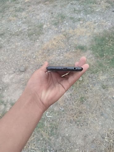 ayfon 7 s: Samsung Galaxy A10, 32 GB, rəng - Qara, İki sim kartlı — 1