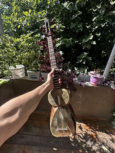 Tar mif (muğam tarı) – ənənəvi simli musiqi aləti Xüsusiyyətlər — 1