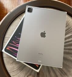 ipad 3: Apple iPad Pro 12.9 (2022), 12,9", 256 GB — 3