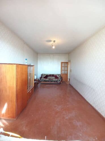 9 ci mikrorayon satilan evler: Bakı, Əhmədli, 2 otaqlı, Köhnə tikili, m. Əhmədli, 60 kv. m — 6