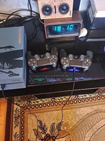 video maqnitofon: Sony PlayStation 4 Uncharted limited version 2 dualsock ilə birlikdə — 5