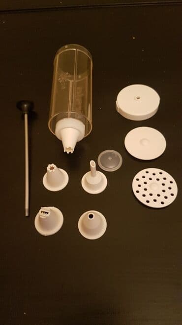 tort ata ucun: ○ Tort bəzəmək üçün böyük şpriz ○ Təzə. Pribaltika istehsalı — 4