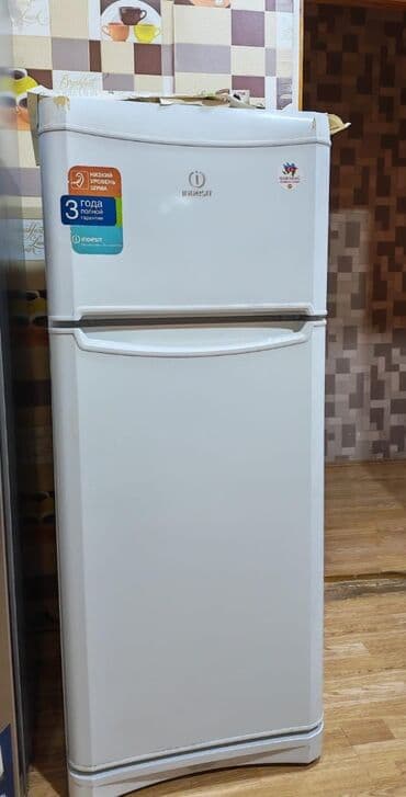 asus padfone 2: İndesıt soyuducu. Heç bir problemi yoxdur. 100 Azn — 1