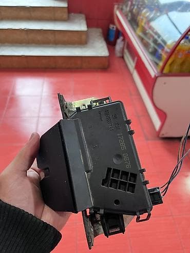 priora arxa stop: Məhsul: Avtomobilin baqaj qapağı üçün elektrik kilidi (aktuator) — 3