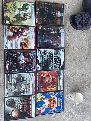 resident evil 4 disk: PC üçün DVD disklərdə oyun və filmlər toplusu. Paketdə görünənlər: - — 1