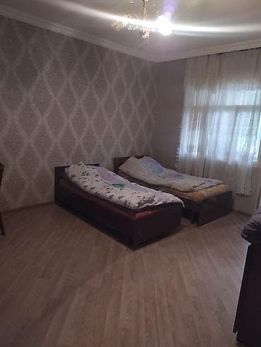 Sumqayıt şəhəri, 9cu mkr, Heydər parkına baxan 9 mərtəbəli binanın 1 — 9