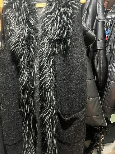 Qadın üçün qara rəngli jilet/palto-üst geyimi - Material: qalın