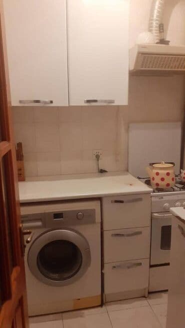 bir otaqlı ev: Bakı, 2 otaqlı, Köhnə tikili, m. Gənclik, 30 kv. m — 2