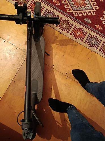 Искусство и коллекционирование: Б/у Электросамокат 10", 501 - 750 Вт, 26 - 35 км/ч, Самовывоз — 4