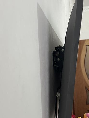 soyuducu 100 azn: Salam Divardan asmaq üçün dəmir ilə birlikdə satılır. 82 diaqonal heç — 3