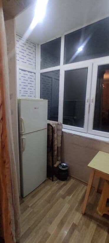 şamaxıda kirayə ev: Masasirda Qurtuluş 93də 5 mərtəbəli binanin 3-ci mərtəbəsində — 5