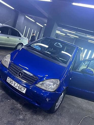 mersedes saat: Mercedes-Benz A-Class (A160) – mavi rəngli hetçbek Xüsusiyyətlər və — 5
