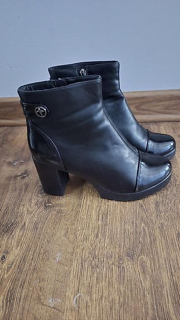 Ölçü: 42, rəng - Qara, Yeni