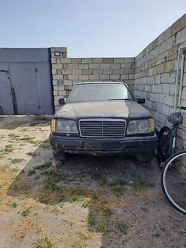 mini masin: Mercedes-Benz 200: 1 l | 1987 il Sedan — 2