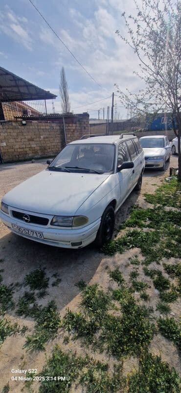 chevrolet azerbaijan satis merkezi: Opel Astra: 1.7 l | 1994 il 1714019191 km Sedan — 3