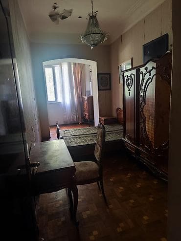 otelde: 4 otaq 6/2 hər şəraiti var metro gənclik irşad otelin yanı qiymət 700 — 5