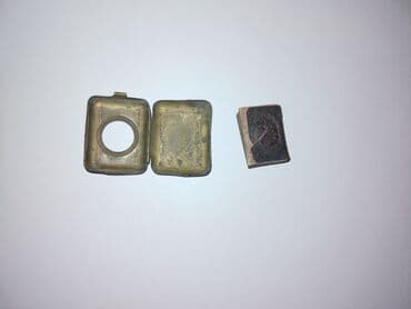 gitara balaca: Ölçüsü 2.5x2.0x1.0 Dünyanin ən kiçik Qur'anı. 17 ci əsrdə nəşr — 6