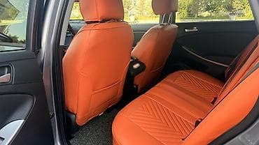 man sat: Hyundai Accent: 1.4 l | 2016 il Sedan — 10