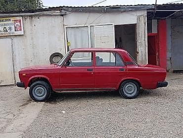 07 maşinlar: VAZ 2107, qırmızı sedan Xüsusiyyətlər: - Kuzov: 4 qapılı sedan — 3