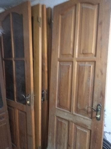 Taxta interyer qapıları dəsti - Material: təbii ağac (masiv), klassik