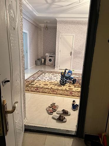 qaraj kirayə: Saray MTk yaşayış kompleksi. Radnoy 3 otaqlı mənzil.151 kv.m Mənzil 4% — 5