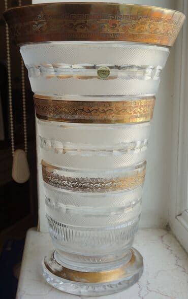 kala gul: Güldan Bohemia Tərkibi 24% massikot mineraldan (PbO) ibarət xrustal — 5