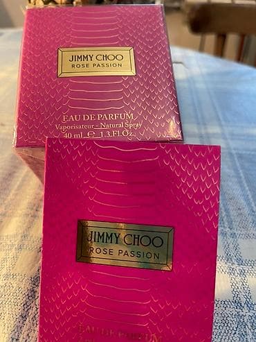 Jimmy Choo Rose Passion Eau De Parfum qadınlar üçün nəzərdə tutulmuş — 2