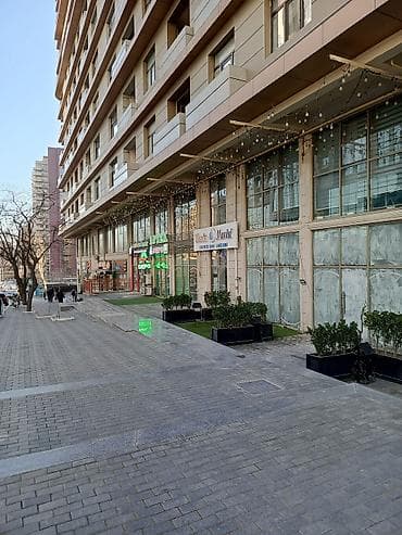 emlak ofi̇s: Seven Points yaşayış kompleksində 90 m² sahəsi olan, arakəsməsiz və — 3