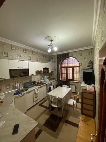 lokbatan bina az: Ev yerlesir Cavadxan qesebesi Komandirin kucesinde Leyla marketin yani — 3