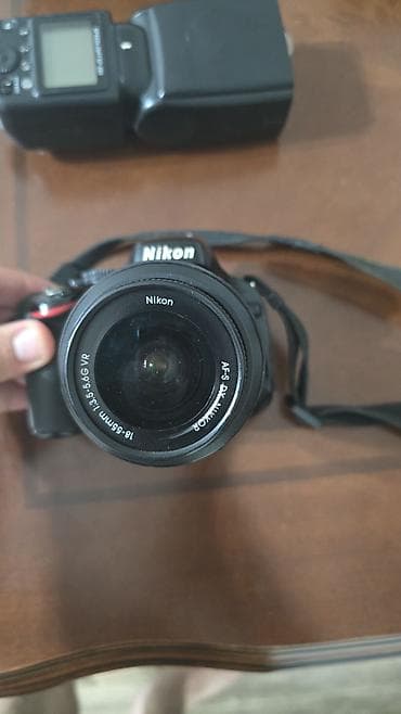 data modem sim card: Nikon DSLR fotoaparat dəsti - Korpus: Nikon DSLR (giriş səviyyəsi — 4