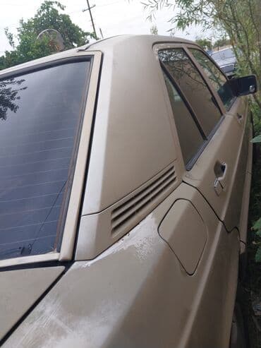 retro avtomobil satışı: Mercedes-Benz sedan, qızılı/rəngli kuzov, 4 qapı, qabaqdan ulduz — 8