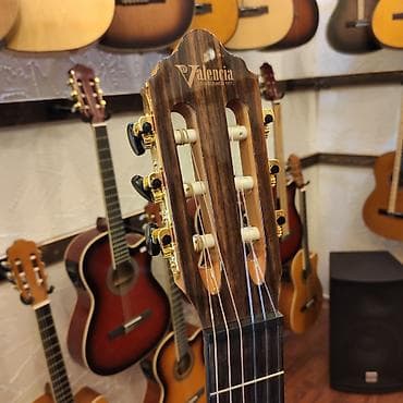 sitki: Elektro klassik gitara Valencia VC 564 BSB Üst:Sitka Spruce Qol: Amara — 2